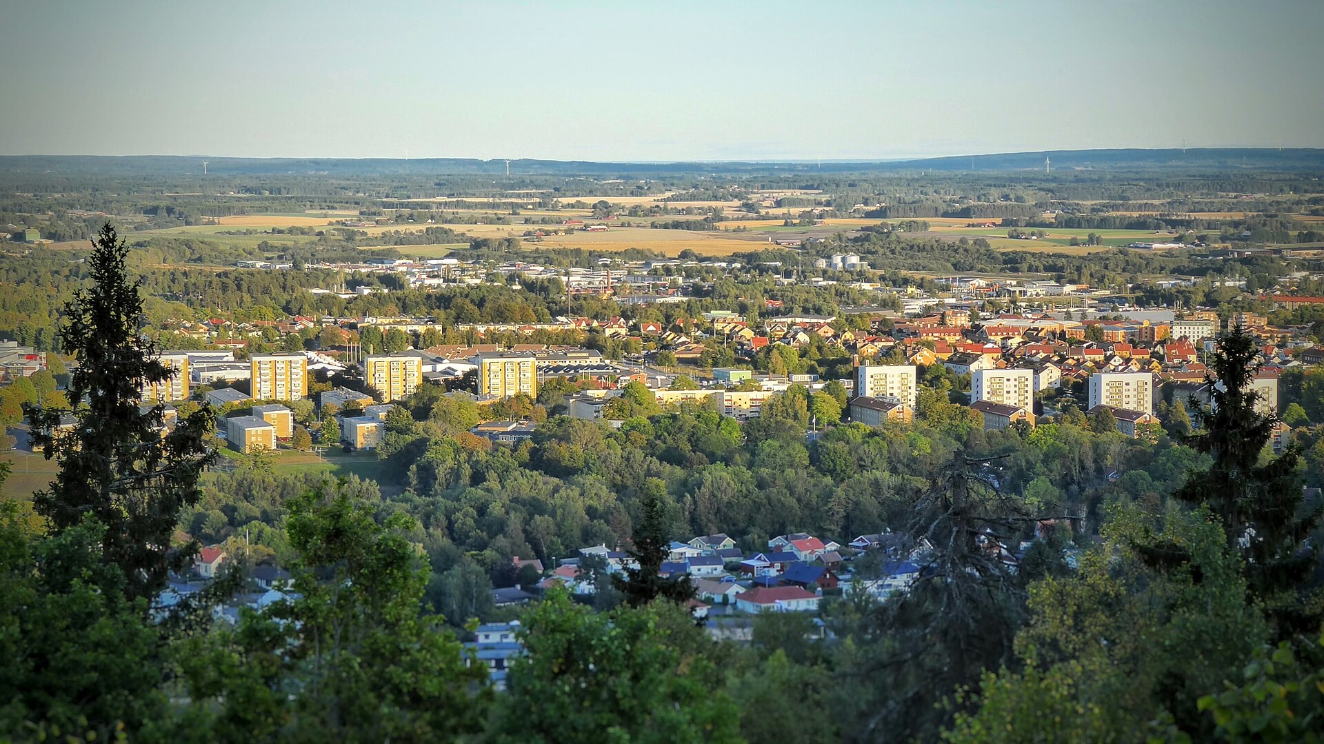 Utsikt över Skövde från Billingen.